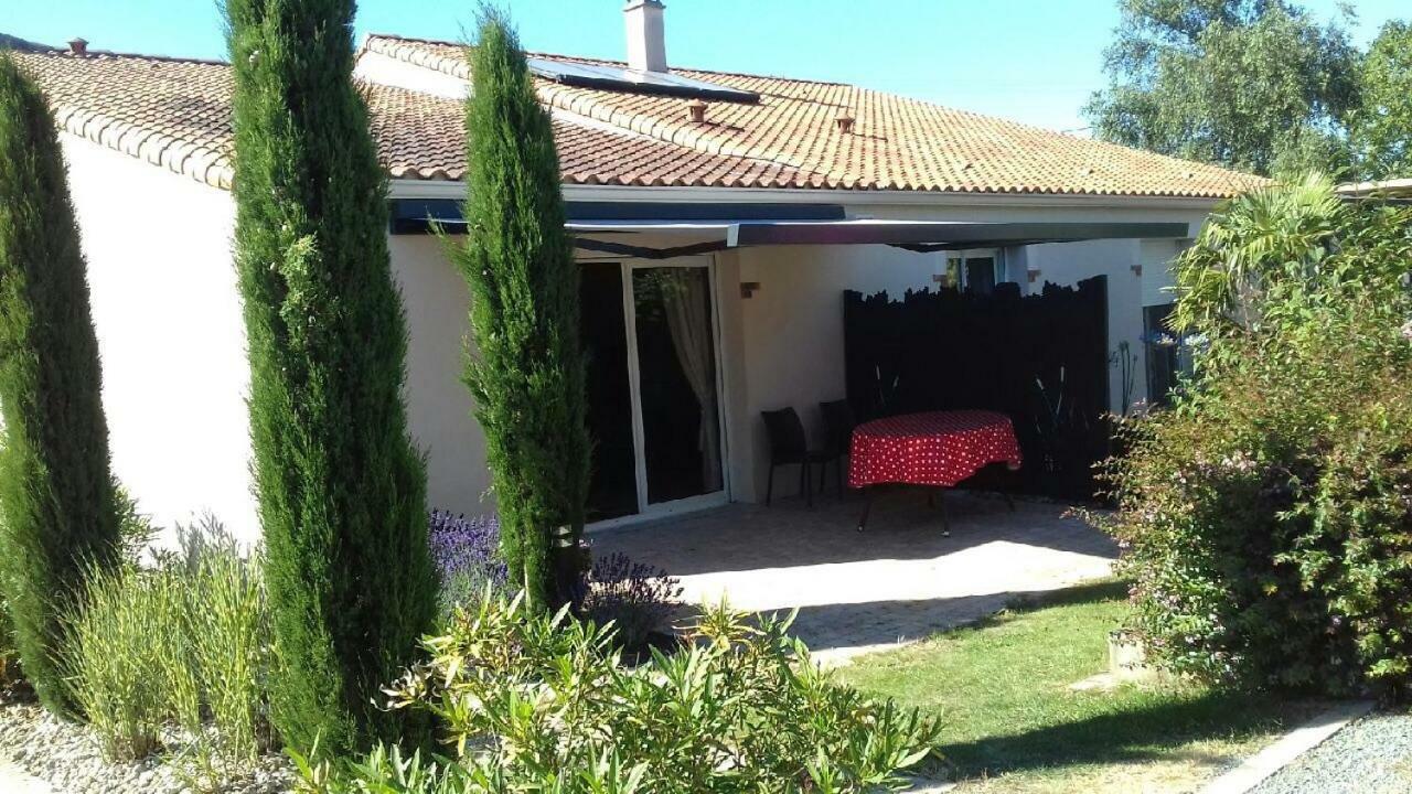 Gite Le Logis Mouchamps Екстер'єр фото